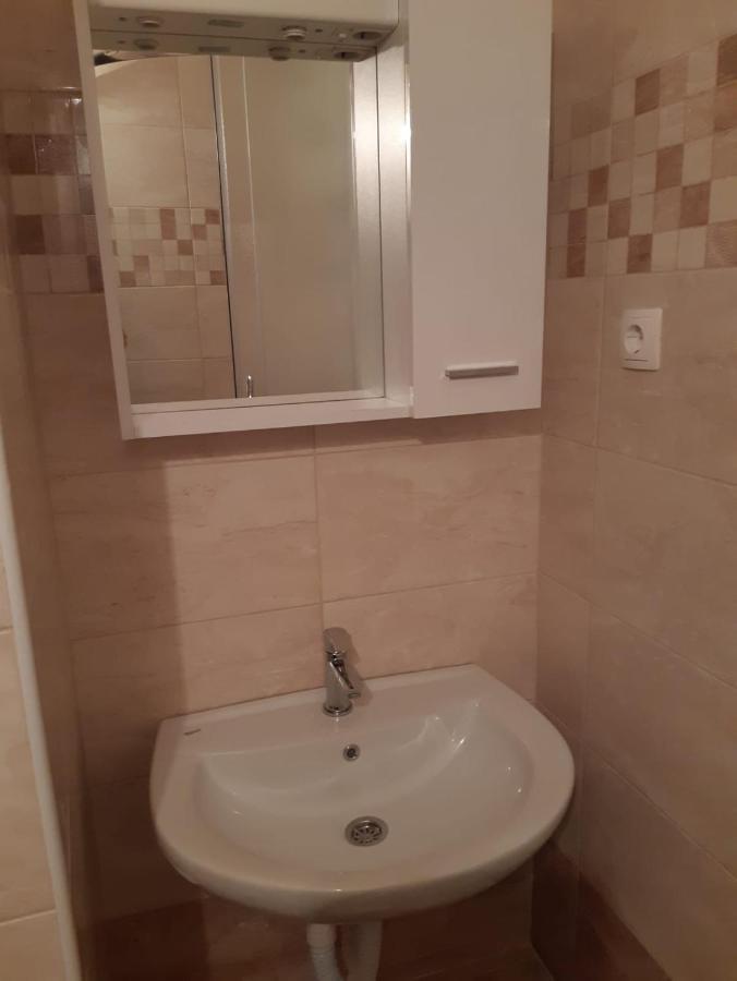 Apartmani I Sobe Grga Starigrad Paklenica Exterior foto