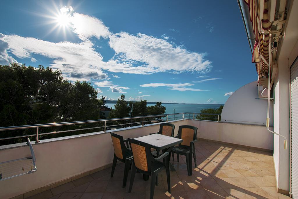 Apartmani I Sobe Grga Starigrad Paklenica Exterior foto