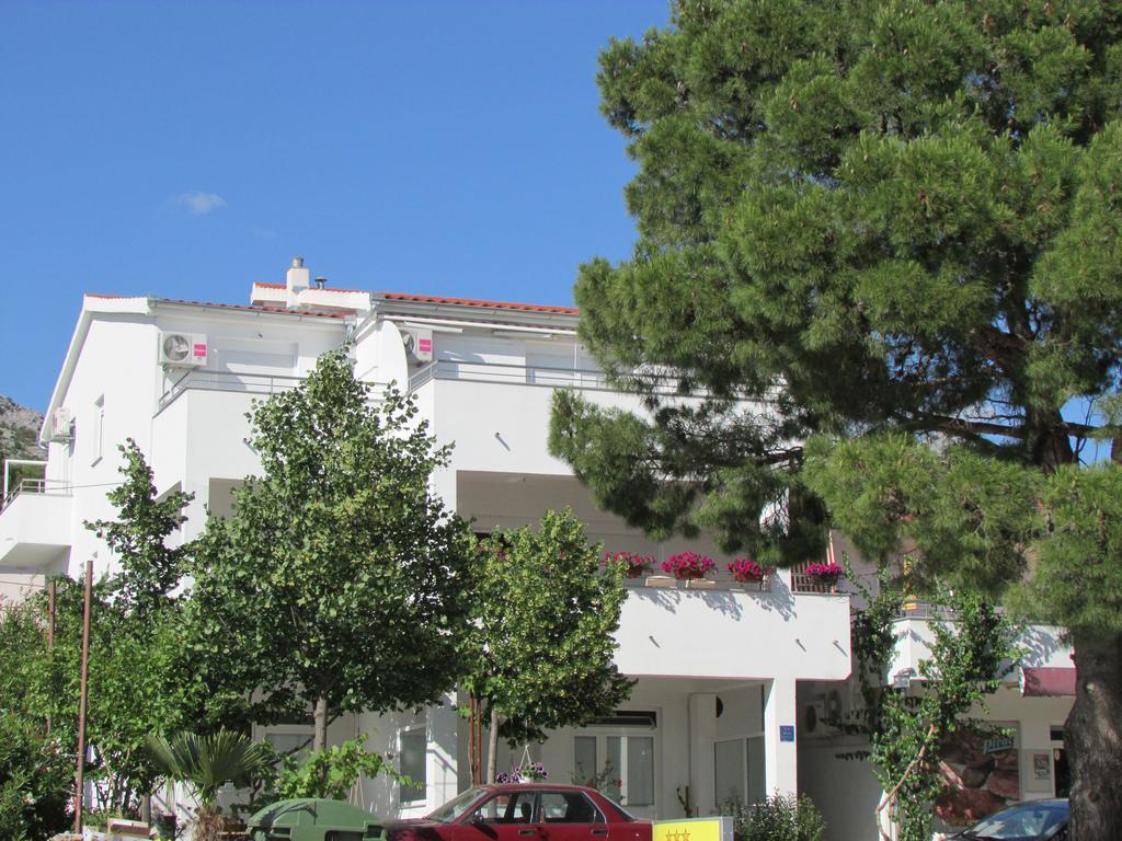 Apartmani I Sobe Grga Starigrad Paklenica Exterior foto