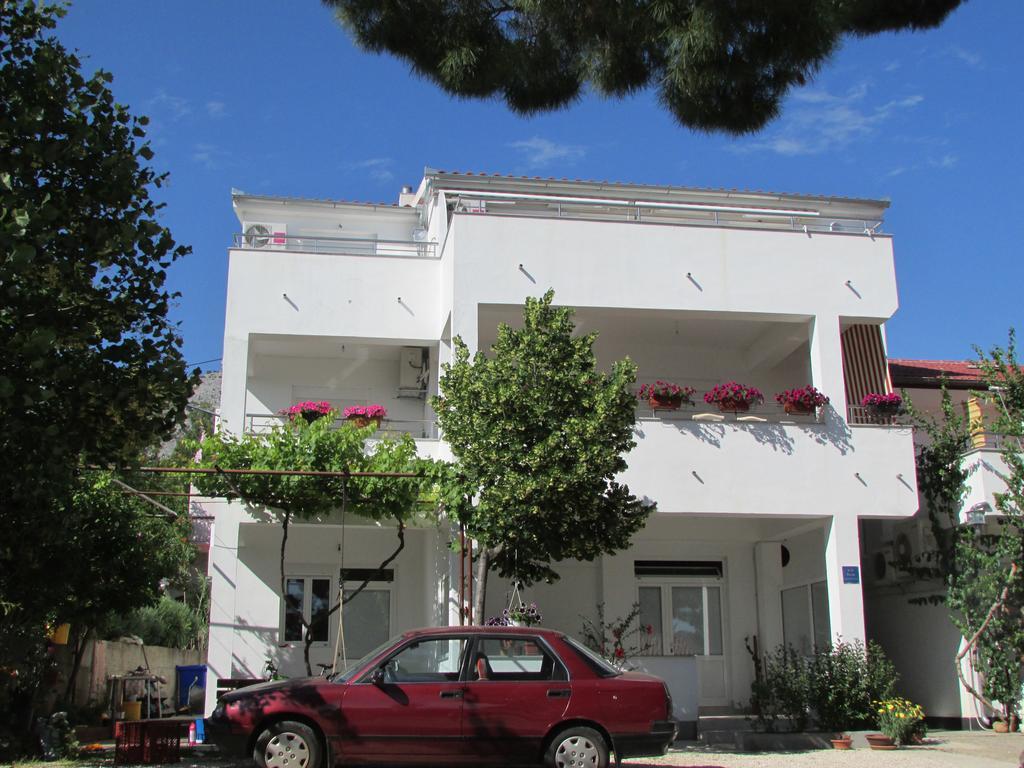Apartmani I Sobe Grga Starigrad Paklenica Exterior foto